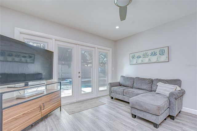 15310 LAZY LAKE PLACE, Tampa, FL 33624