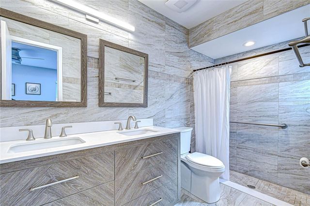 15310 LAZY LAKE PLACE, Tampa, FL 33624