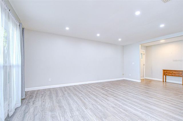 15310 LAZY LAKE PLACE, Tampa, FL 33624