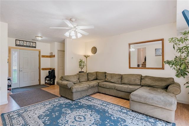 1894 Ritchie Road, Stow, OH 44224