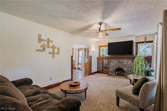 1894 Ritchie Road, Stow, OH 44224