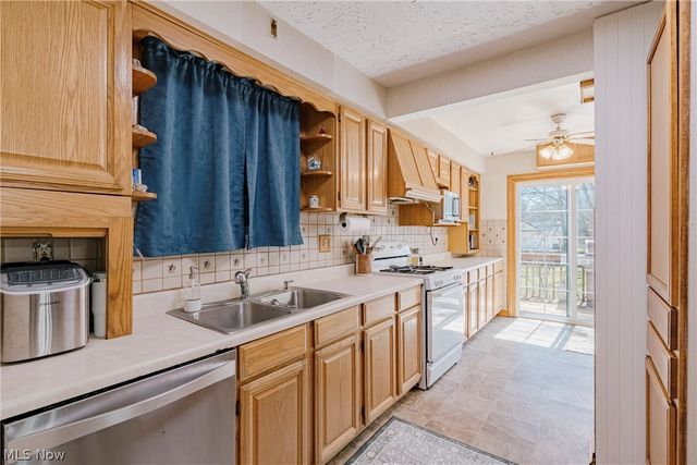 1894 Ritchie Road, Stow, OH 44224