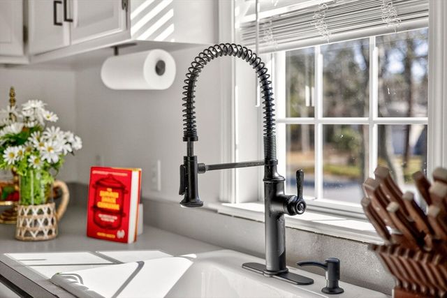 1 Charing Cross Rd, Dennis, MA 02660