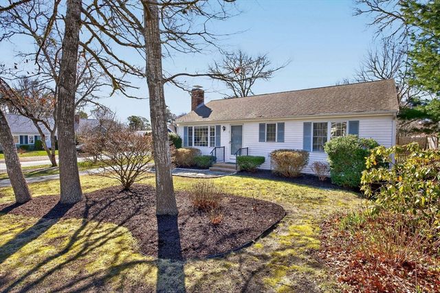 1 Charing Cross Rd, Dennis, MA 02660