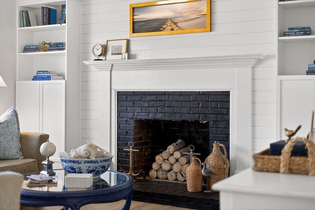 1 Charing Cross Rd, Dennis, MA 02660