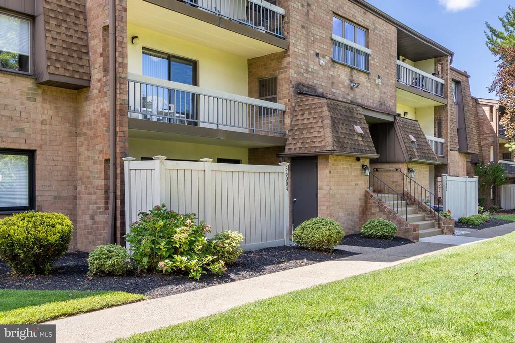 56004 DELAIRE LANDING RD #7D, Philadelphia, PA 19114 — photo 2