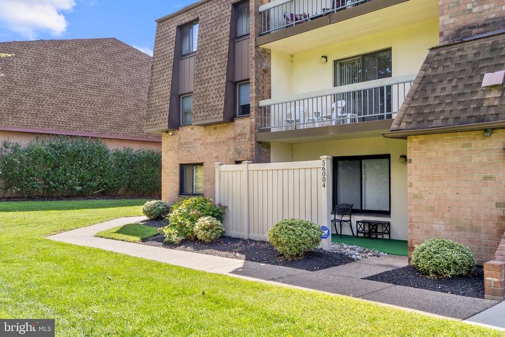 56004 DELAIRE LANDING RD #7D, Philadelphia, PA 19114 — photo 3