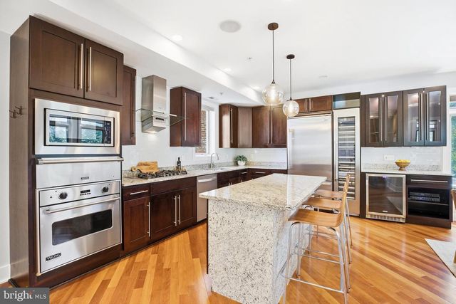 915 3RD ST NE, Washington, DC 20002