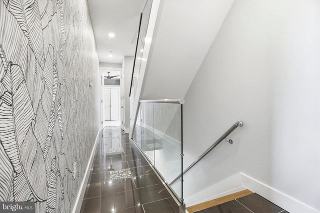 915 3RD ST NE, Washington, DC 20002