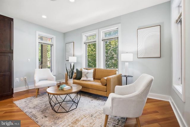 915 3RD ST NE, Washington, DC 20002