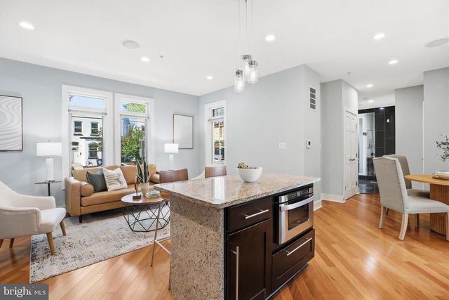 915 3RD ST NE, Washington, DC 20002