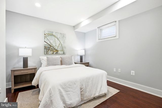 915 3RD ST NE, Washington, DC 20002