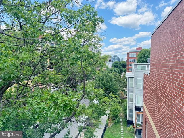 915 3RD ST NE, Washington, DC 20002