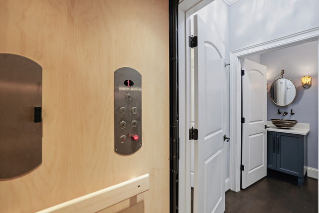 816 Shelby Ave, Nashville, TN 37206