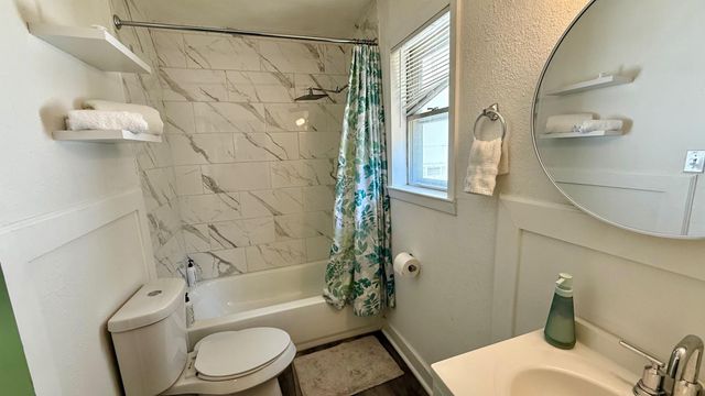 1802 University Ave A, Georgetown, TX 78626