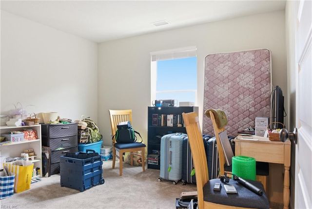 128 Blessing CIR, Suffolk, VA 23434
