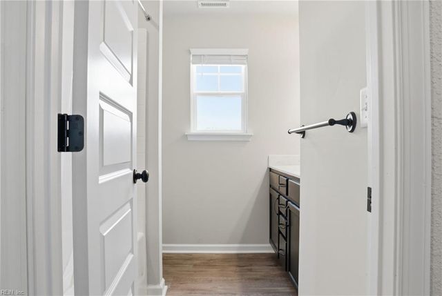 128 Blessing CIR, Suffolk, VA 23434