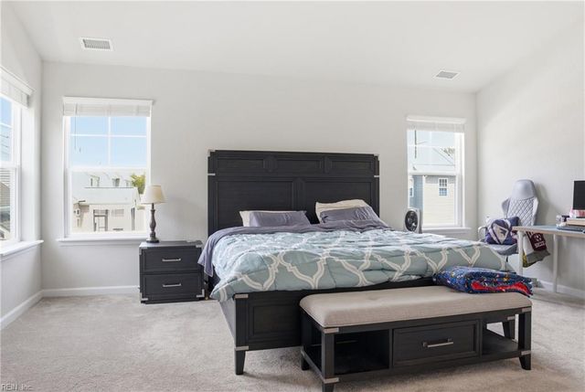 128 Blessing CIR, Suffolk, VA 23434