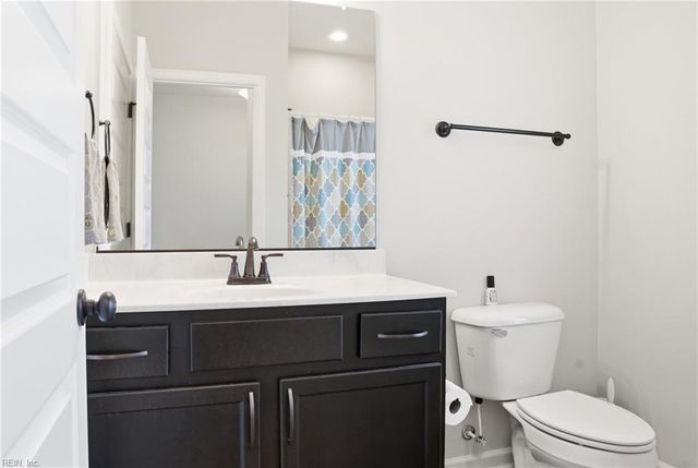 128 Blessing CIR, Suffolk, VA 23434
