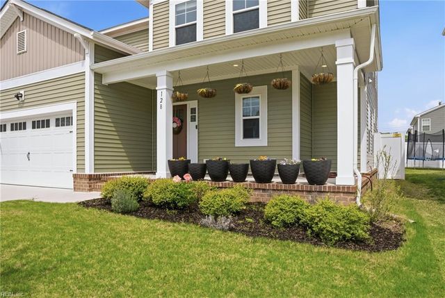 128 Blessing CIR, Suffolk, VA 23434