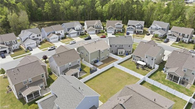 128 Blessing CIR, Suffolk, VA 23434