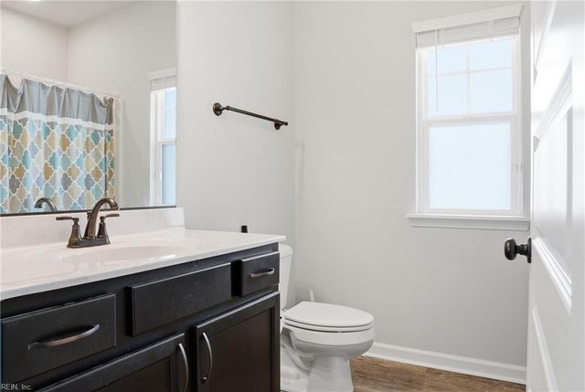 128 Blessing CIR, Suffolk, VA 23434