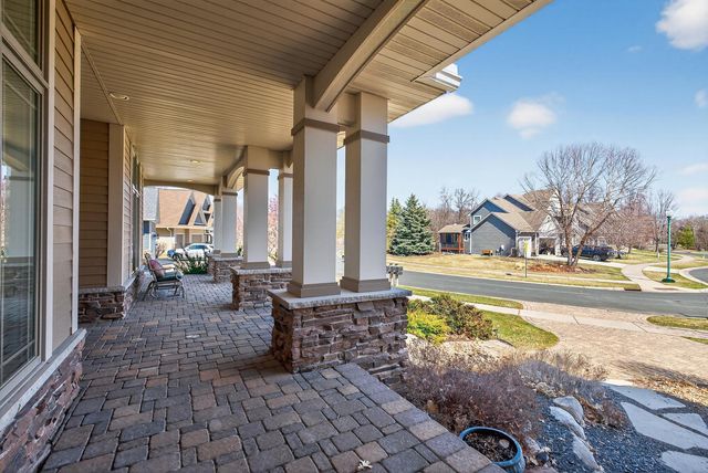 9951 Vagabond Court N, Maple Grove, MN 55311