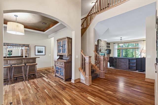 9951 Vagabond Court N, Maple Grove, MN 55311