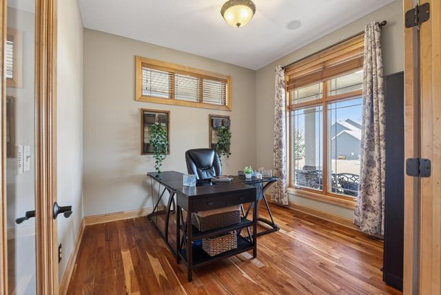 9951 Vagabond Court N, Maple Grove, MN 55311