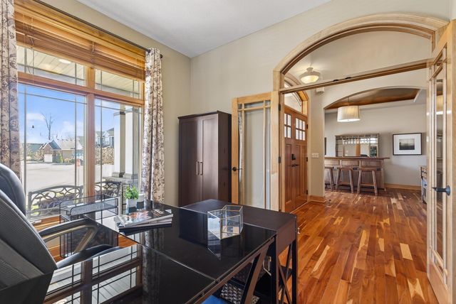 9951 Vagabond Court N, Maple Grove, MN 55311