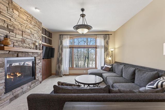 9951 Vagabond Court N, Maple Grove, MN 55311