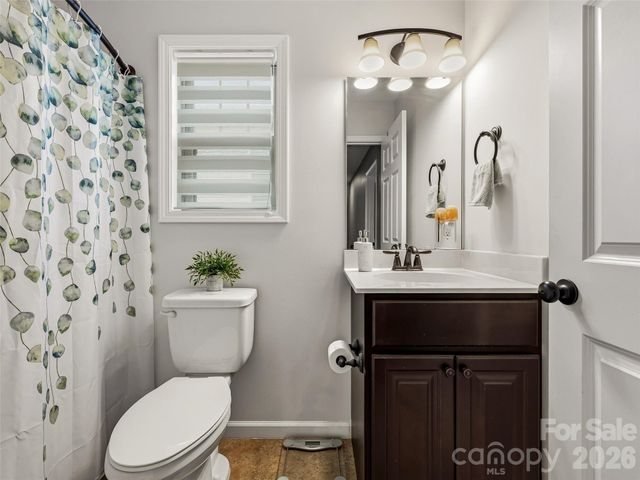 21 Yarrow Meadow Road, Weaverville, NC 28787