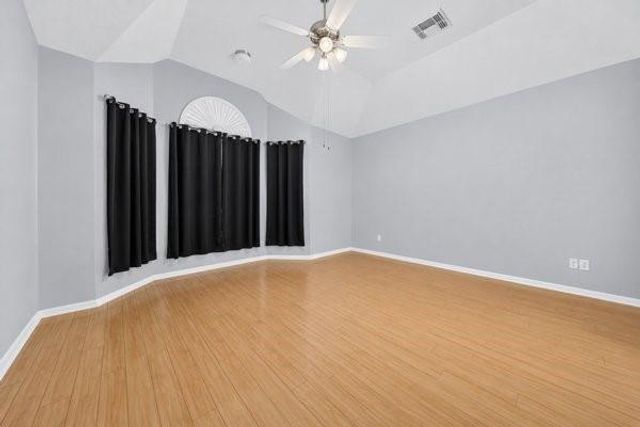15306 Russelfern Ln, Houston, TX 77049