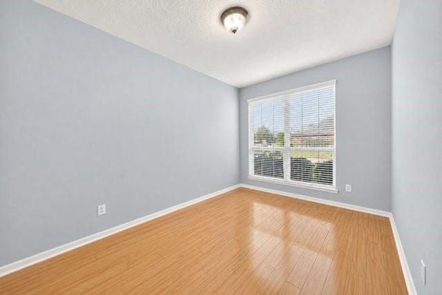 15306 Russelfern Ln, Houston, TX 77049