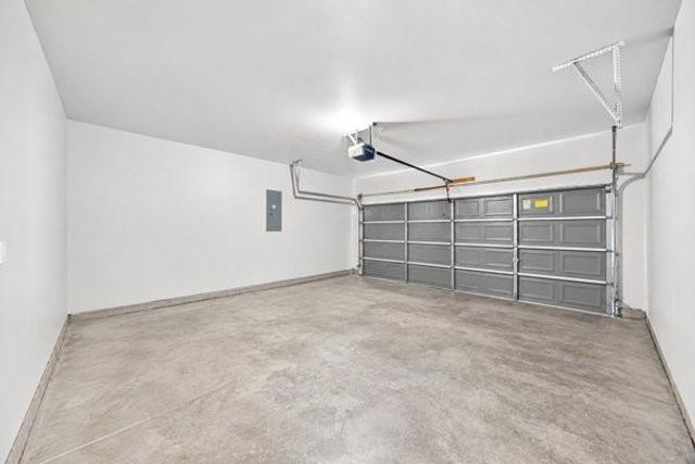 15306 Russelfern Ln, Houston, TX 77049