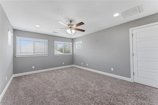 604 Quail RUN, Elm Springs, AR 72762