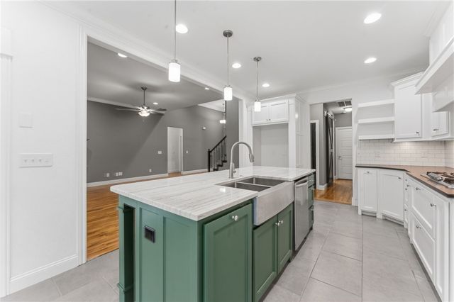 604 Quail RUN, Elm Springs, AR 72762