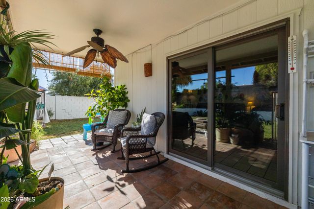 5246 E WINCHCOMB Drive, Scottsdale, AZ 85254