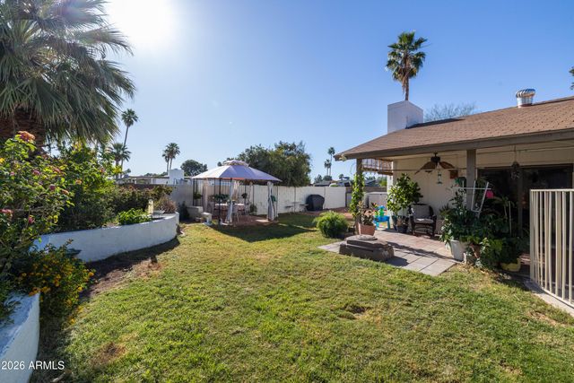 5246 E WINCHCOMB Drive, Scottsdale, AZ 85254