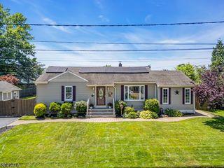 325 Harrison Ave, Manville Boro, NJ 08835