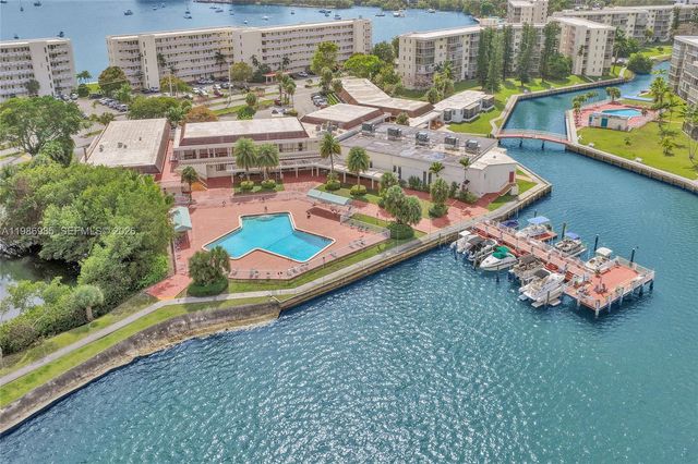 3020 Marcos Dr S106, Aventura, FL 33160