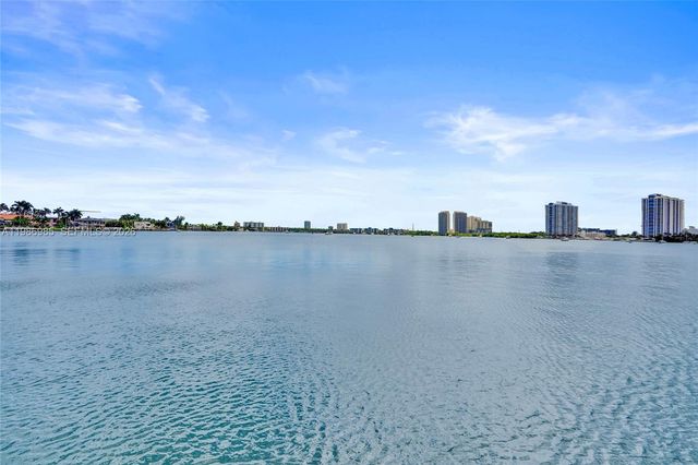 3020 Marcos Dr S106, Aventura, FL 33160