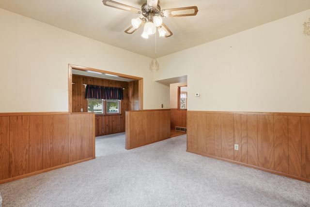 1218 4th Street NW, Elk River, MN 55330