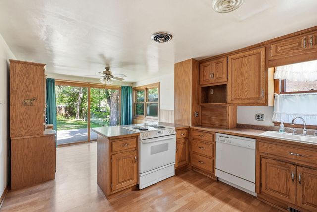 1218 4th Street NW, Elk River, MN 55330