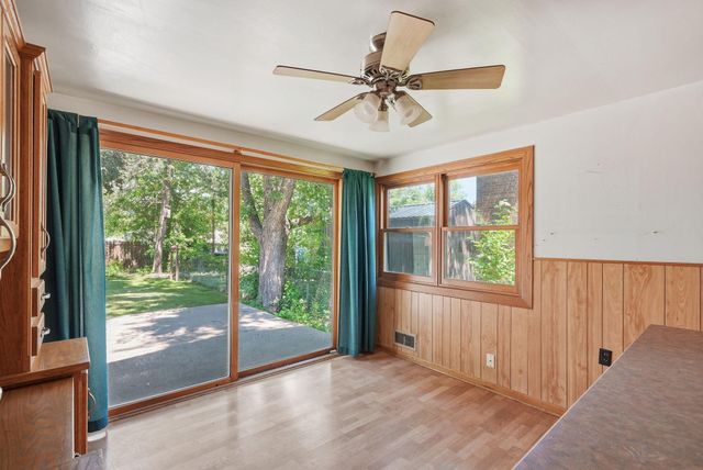 1218 4th Street NW, Elk River, MN 55330