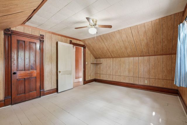 1218 4th Street NW, Elk River, MN 55330