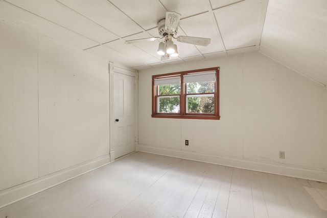 1218 4th Street NW, Elk River, MN 55330