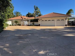 10565 Lubao, Chatsworth (los Angeles), CA 91311