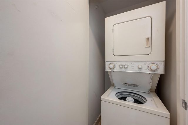 2710 Hullsmith Drive 1503, Houston, TX 77063