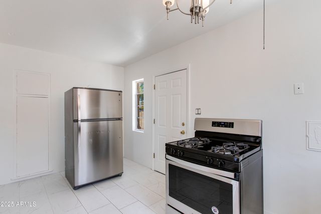 1342 E GRANADA Road, Phoenix, AZ 85006